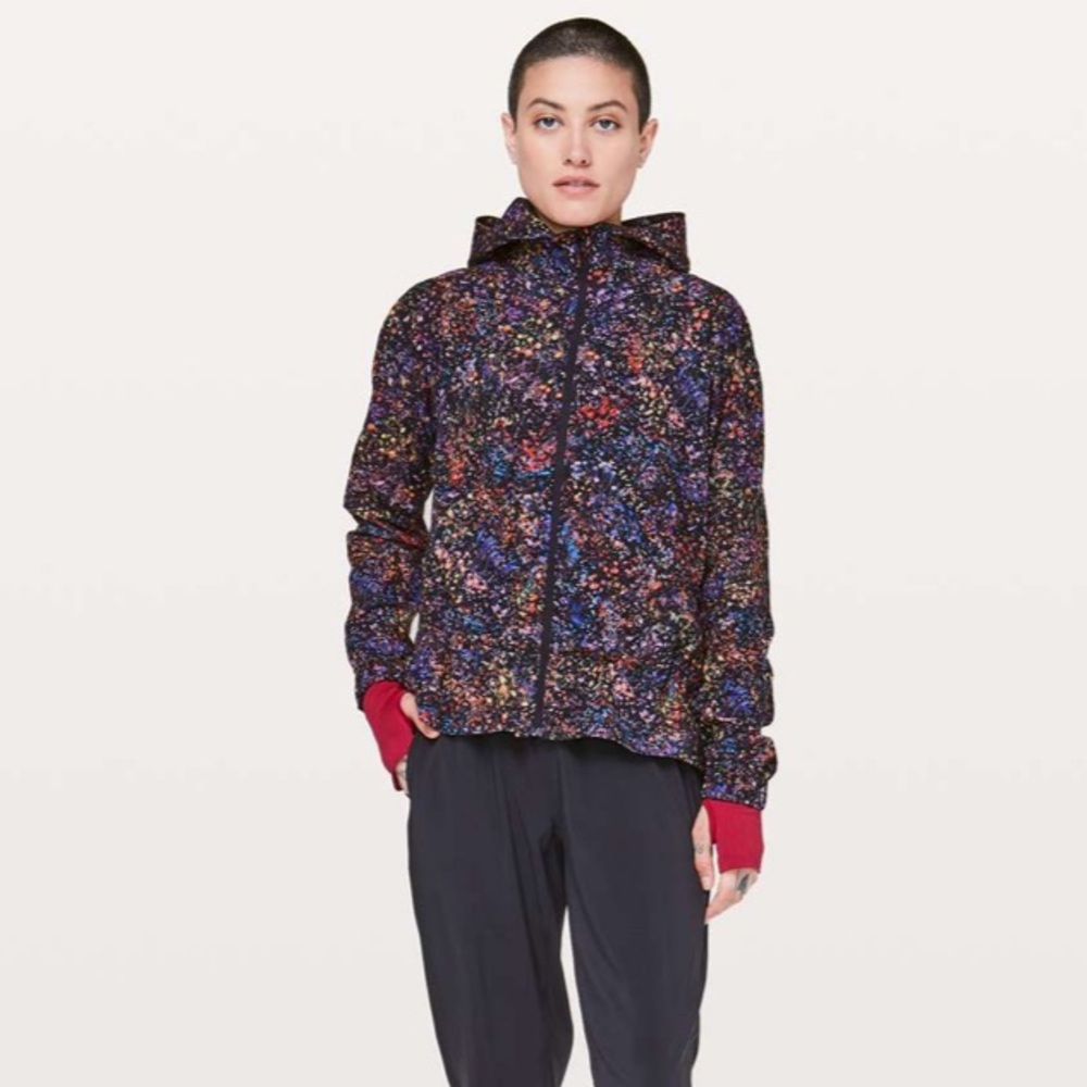 Lululemon Pack It Up Jacket
Flowerescent Multi Size 4 Black Colourful